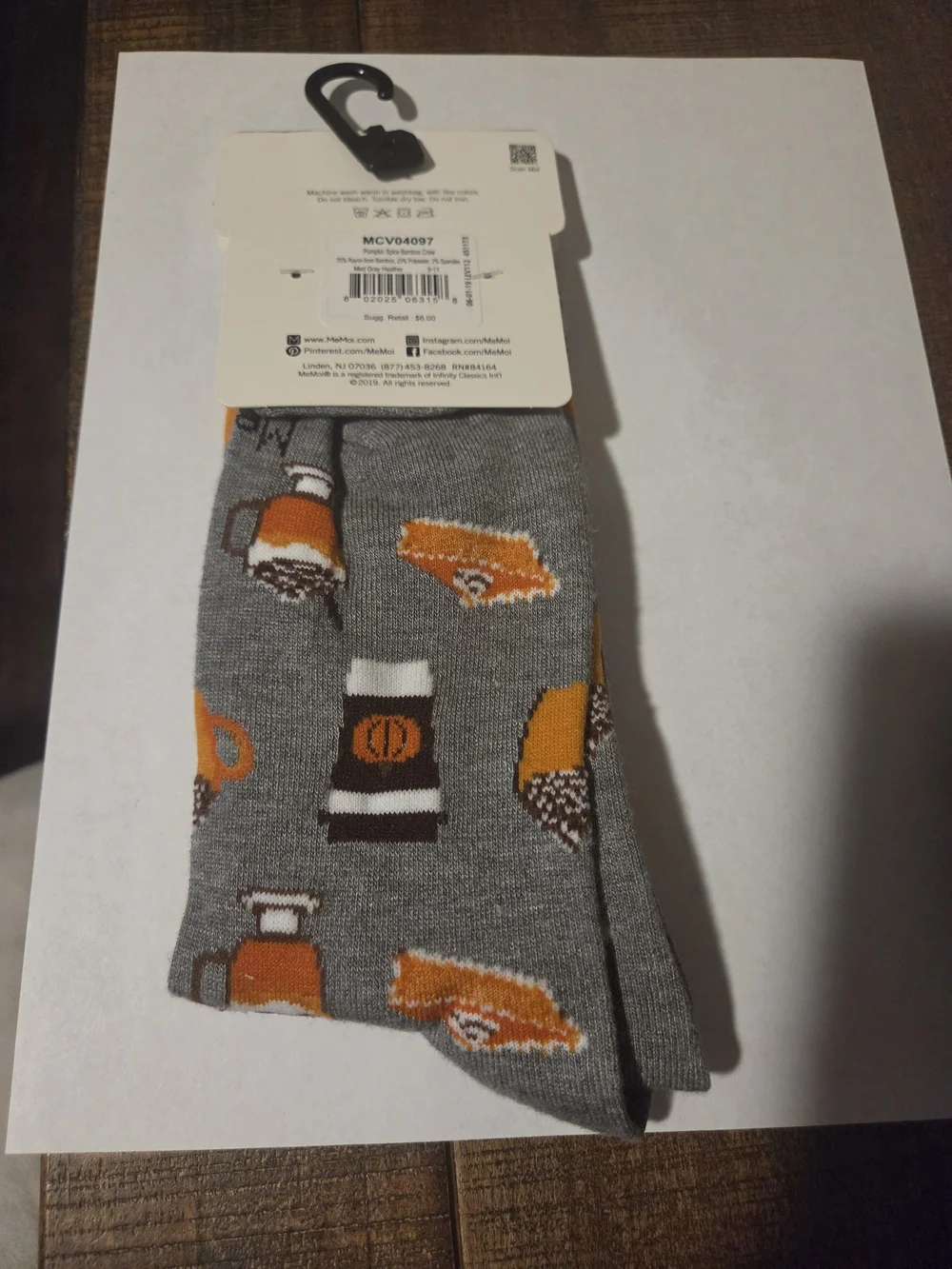 P.J. Salvage And MeMoi Plush Crew Socks in Cream, Blue & Brown Stripe And Fall